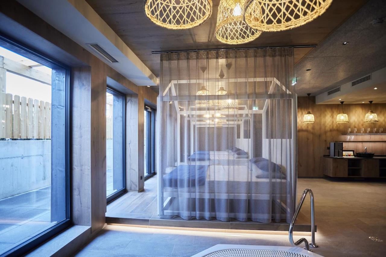 Soulsisters' Hotel 4 Sterne Superior Kaprun Exteriör bild